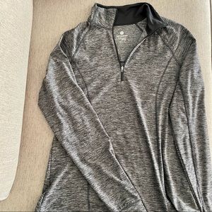 NWOT Old Navy Active Semi-Fitted 1/4 Zip Pullover Shirt XXL